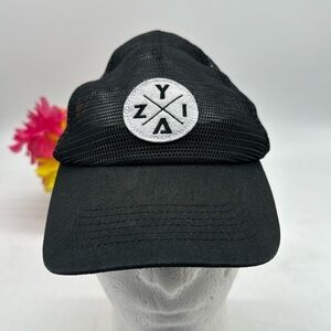 Zyia Black White Trucker Hat Adjustable HT5271F